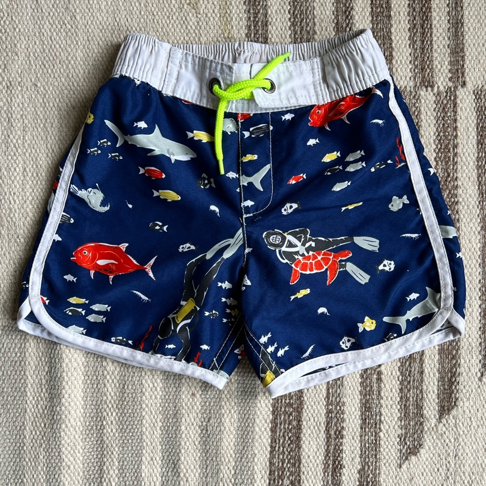 [boden] board shorts